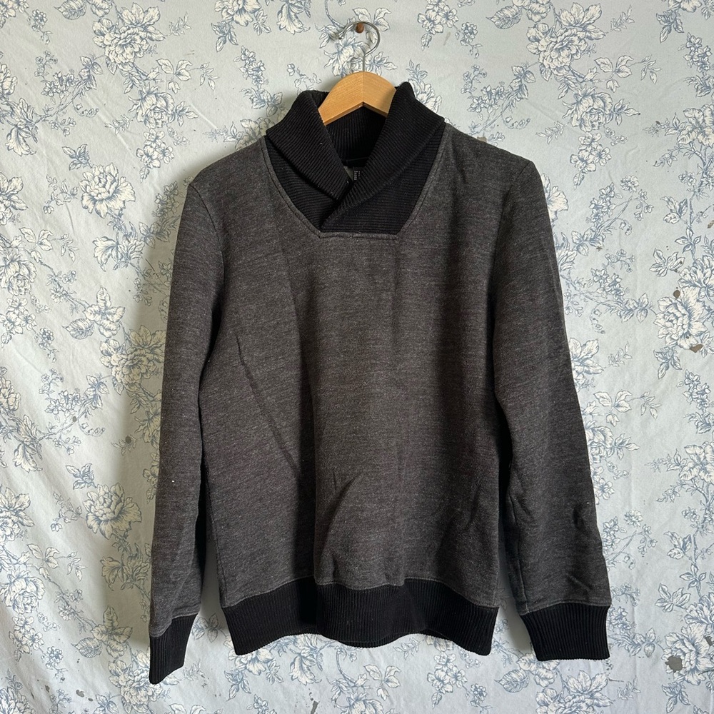 H&M Gray and Black Turtleneck Sweater